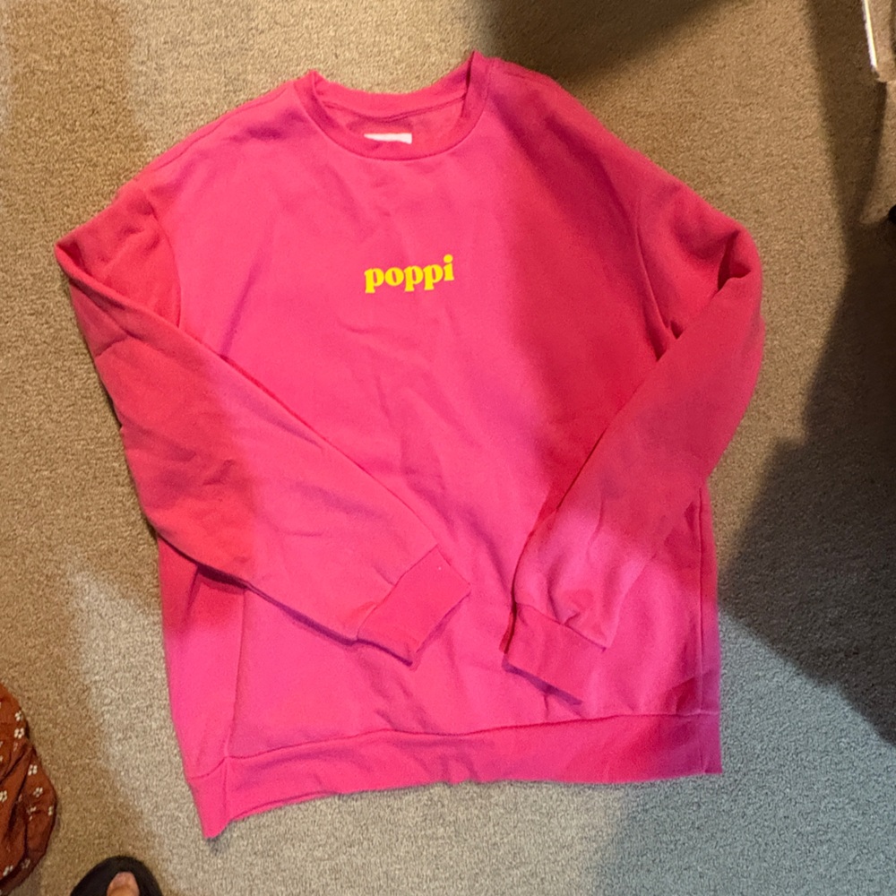 Poppi sweatshirt NWT